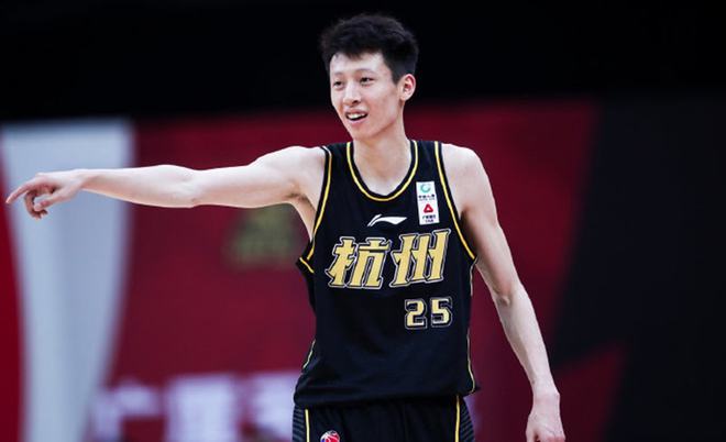 包含辽阳男篮战胜劲旅，稳居积分榜第二位的词条