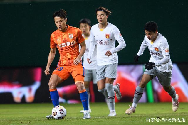 俱乐部球员备战决赛，冠军梦想近在咫尺