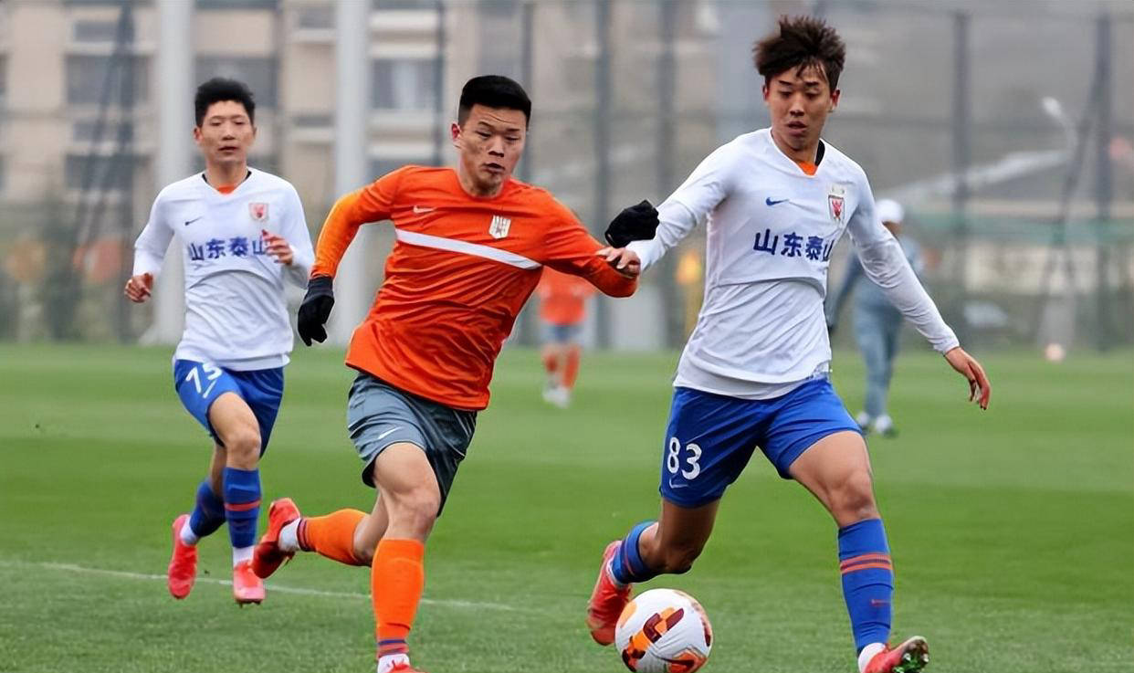 鲁能主场战平恒大，顽强表现之下取得平局的简单介绍